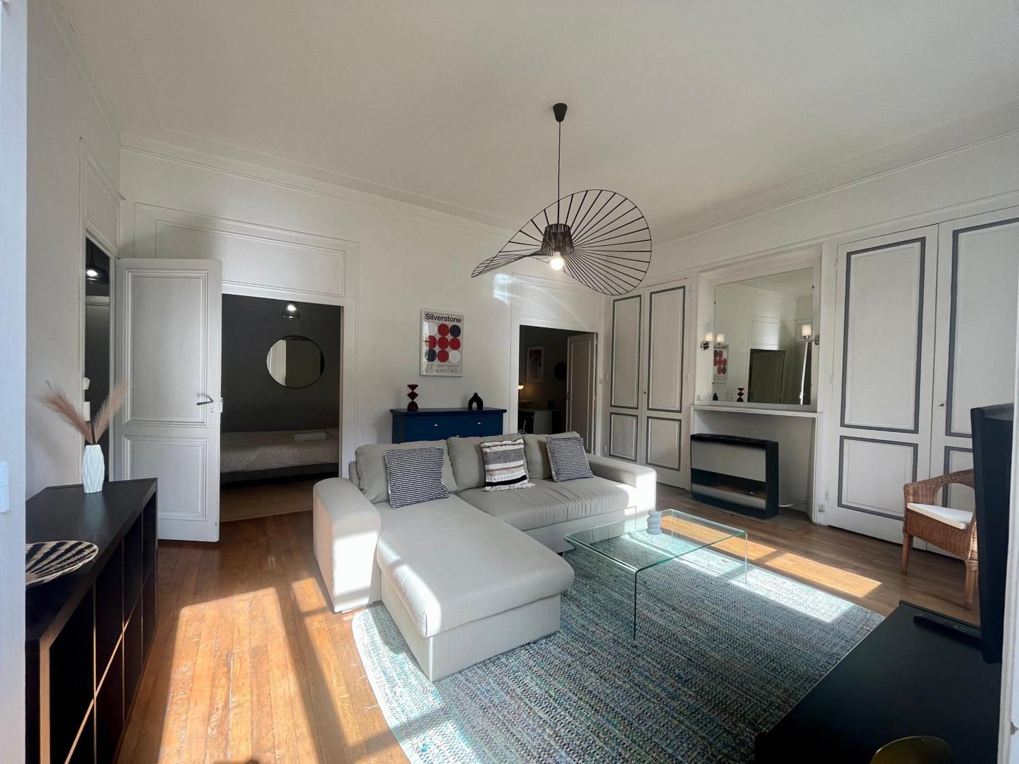 Suite Lavany Lyon Buitenkant foto
