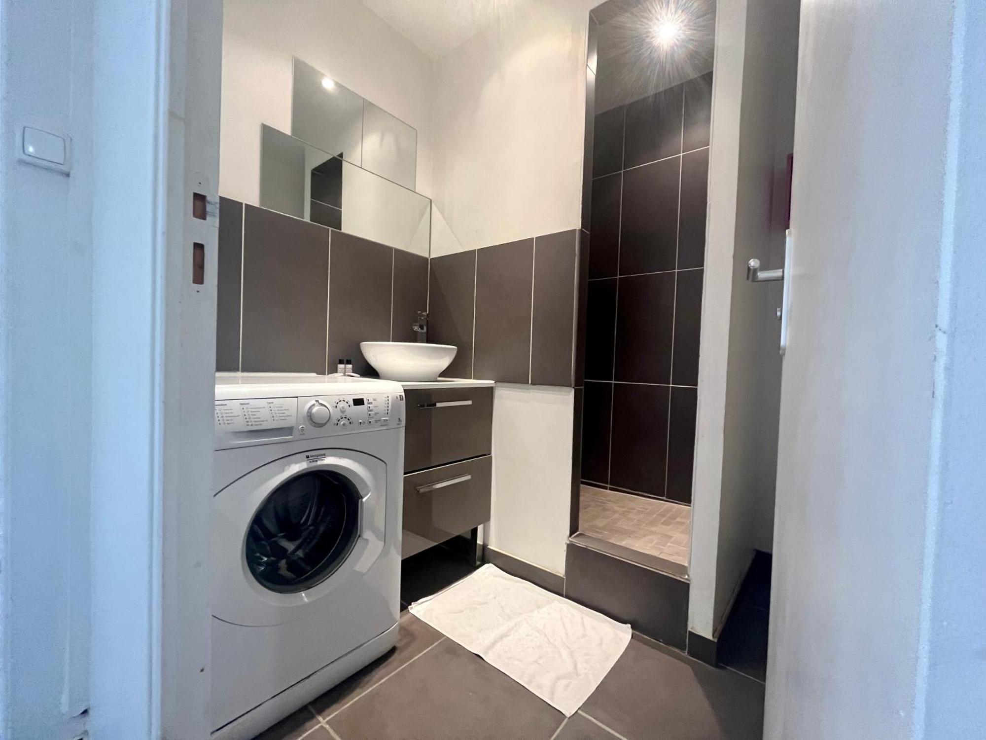 Suite Lavany Lyon Buitenkant foto