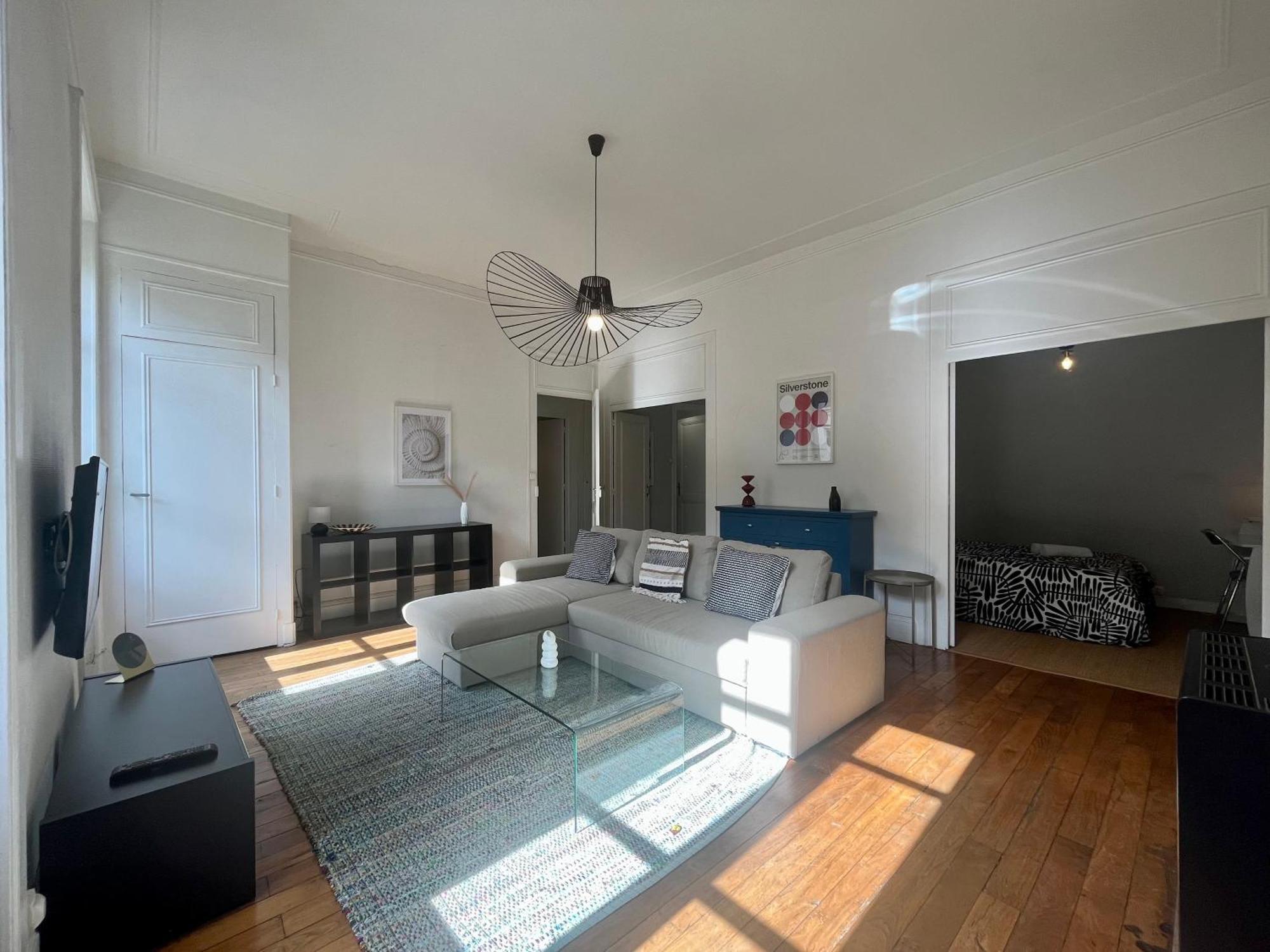 Suite Lavany Lyon Buitenkant foto
